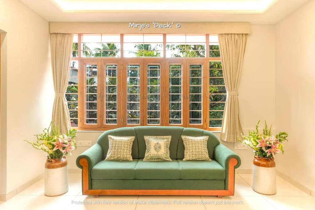 Mirje's Deck - - Family Holiday home Kolhapur